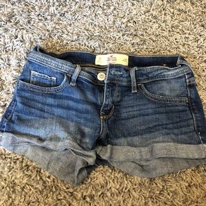 Distressed Hollister short shorts.